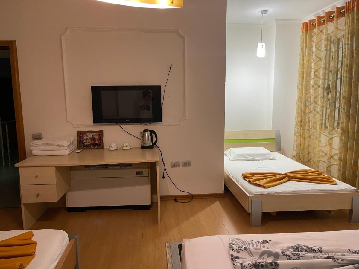 Albjona Guesthouse 티라나 외부 사진