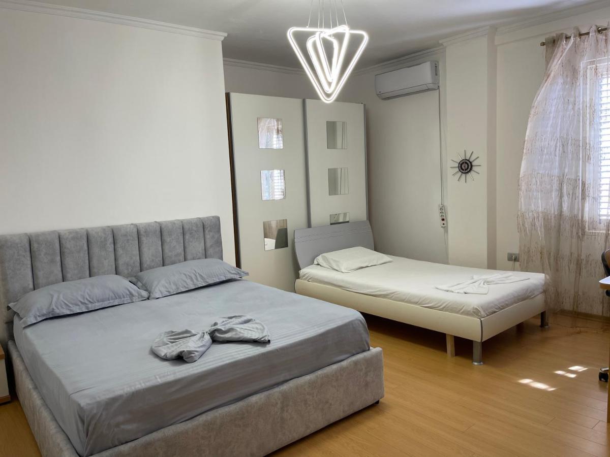 Albjona Guesthouse 티라나 외부 사진